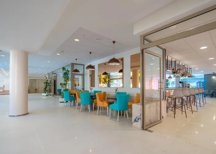 Hotel Blaumar 4*